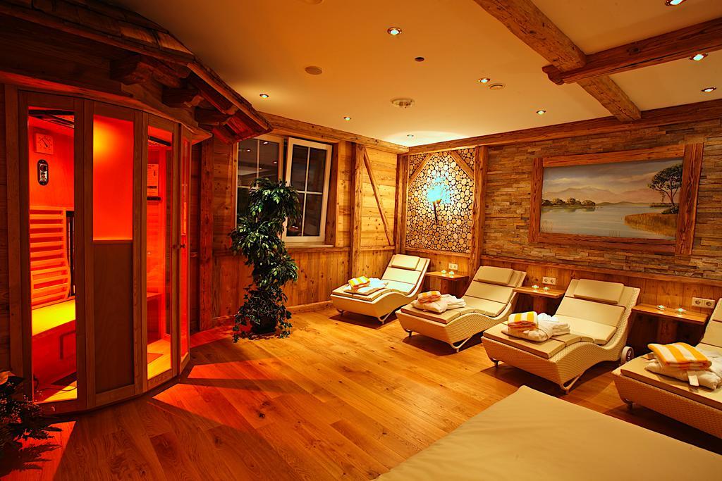 Hotel Am Schlossberg Ердінґ Екстер'єр фото